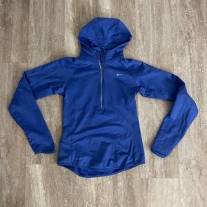 SOLD - Nike dri-fit pullover